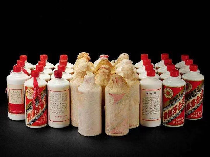 阿拉尔日照岚山回收酒价格哪里回收(附近上门回收茅台酒）?
